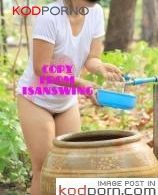 เมียบ้านๆของผมแอบเล่นสงกรานต์ที่บ้านคนเดียวเล่นเอาซะน้ำหมดตุ่มเลย