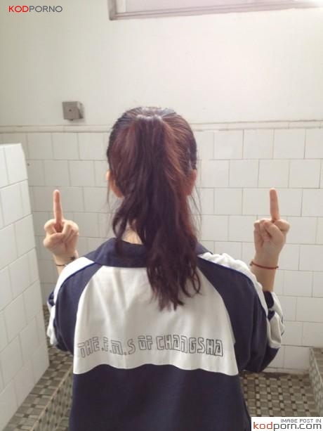 [รูปโป๊ รูปจิ๋ม] น้องกิ๊กสาวไทย กับอะไรๆที่ใหญ่เกินตัว เจอพี่หรั่ง