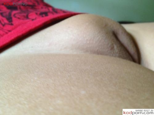 [รูปโป๊ รูปจิ๋ม] แอบถ่ายมือกีตาร์กับแฟนสาว