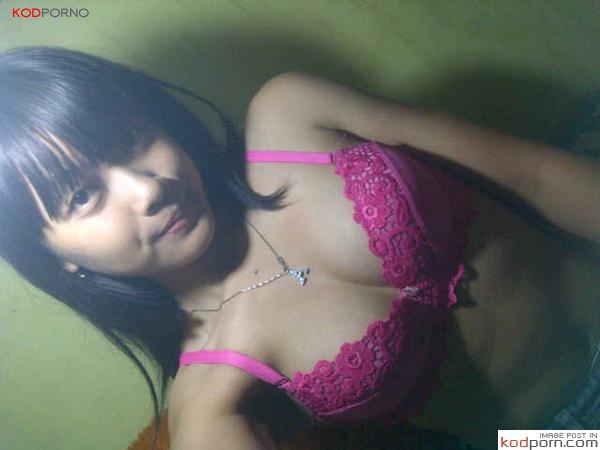 พึ่ง 15 อยากลองเย็ดค่ะ