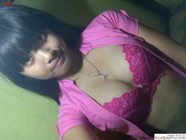 พึ่ง 15 อยากลองเย็ดค่ะ