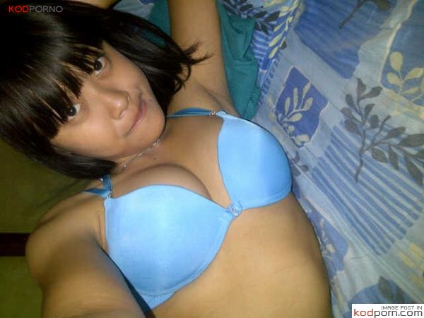 พึ่ง 15 อยากลองเย็ดค่ะ