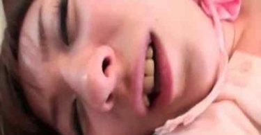 คลิปโป๊ เย็ดสดแตกใน ร้องให้ลั่นห้อง ขาวจั๊ว