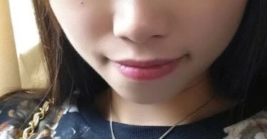 สาวน่ารักกับหีสีชมพูหมอยดก โชว์คสามชุ่มช่ำของกลีบหีน่าลงลิ้น ภาพโป๊