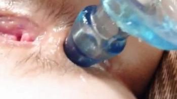 ถึงจะเป็นจู๋ปลอมแต่วินาทีฉุกเฉินมันก็กระสวกหีได้เพลินเหมือนกัน ภาพแอบถ่าย