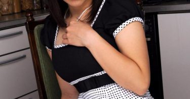 แม่บ้านคนสวย นมโตหมอยดก บริการเพื้อนสามีแบบแพ็คคู่ รูปหนังเอ็กซ์