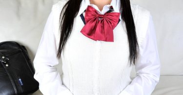 ครูหื่นรุมเย็ดนักเรียนสาวนมโต แบะหีฟิตๆแล้วรุมเย็ด เย็นกัน