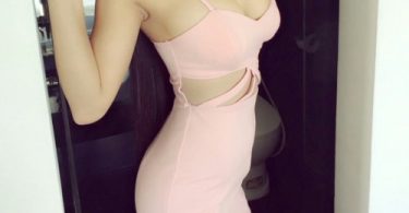 ขาวๆอวบๆในเสื้อผ้าชุดปิดร่างชิ้นบางเบาสีหวาน รูปจากหนังx