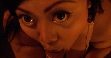 หน้าไท่สวยแต่อมควยเก่ง อมได้ทุกรูปแบบแตกในปากก็ยังได้ ภาพโป๊