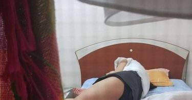 แอบดูสาวข้างบ้าน นมไซด์มาตรฐาน ขาวสวยน่าขอเข้าไปอาบด้วยคน รูปสาวน่าเย็ด