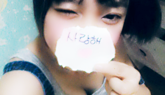 น้องสาวอยากลองเสียว พี่ชายเลยจัดให้ หีฟิตๆสวยๆ สาวน้อยวัยใส รูปแอบถ่าย