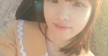 สาวน่ารักใสๆ กับลีลาช่วยตัวเองแบบเร้าใจ รูปสาวน่าเย็ด