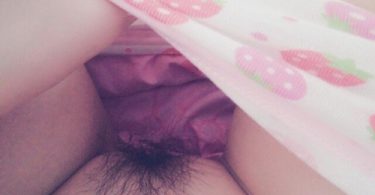 แอบถ่ายหีน้องสาวตอนหลับ หีสวยชะมัดเลย สวยฟรุ๊งฟริ๊ง โชว์หี