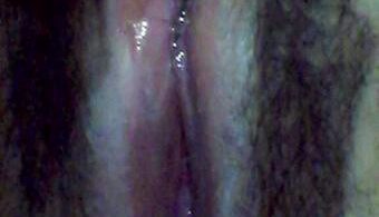 น้องสาวคนสวยจากทางบ้านมาแหกหีโชว์คสามดยิ้มของรู รูปxxx