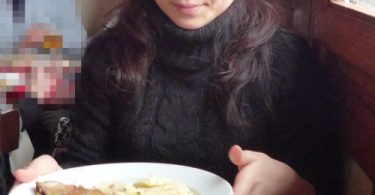 พาเมียมากินข้าว แล้วพาไปกินควย ในม่านรูด โชว์หี