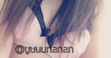 เสื้อผ้าชุดสีชมพูน่ารักของสาวนักเรียนมอปลาย หีกำลังหมอยหอยกำลังอ้า xxx